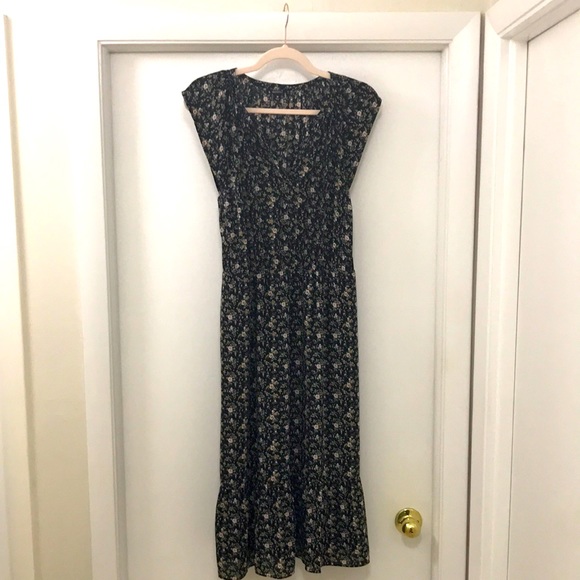 JCrew Mercantile Dresses & Skirts - JCrew Mercantile floral dress size M